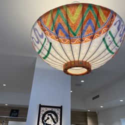 Maruhachi Ra-men - The light fixture is their bowl! So clever !