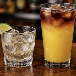 Lilikoi Lounge - Trish-a-rita and a Mike-tai