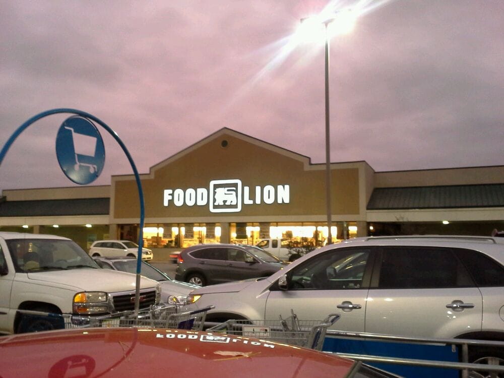 FOOD LION Updated August 2024 3700 S Memorial Dr, Greenville, North