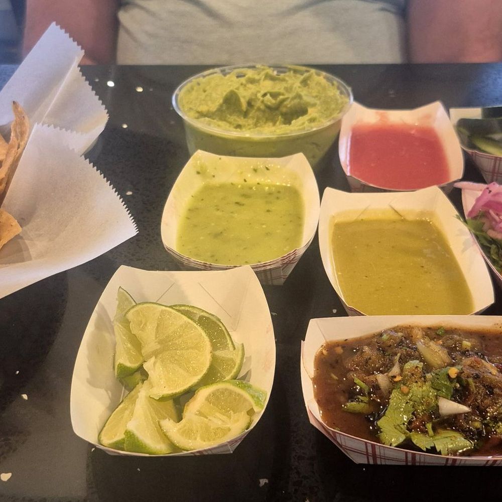 Tacos Los Cholos - Fullerton - Our choice for salsas - Tacos Near Me - Fullerton, California Tacos Los Cholos - Fullerton - Our choice for salsas - Tacos Near Me - Fullerton, California