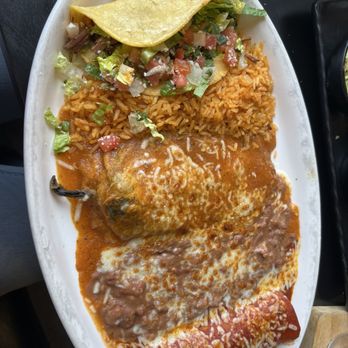 Casa Ramos Restaurant - Combo of 3 items that come with rice and beans Chile Relleno chicken taco chicken enchilada - Mexican Near Me - Santa Ana, California Casa Ramos Restaurant - Combo of 3 items that come with rice and beans Chile Relleno chicken taco chicken enchilada - Mexican Near Me - Santa Ana, California