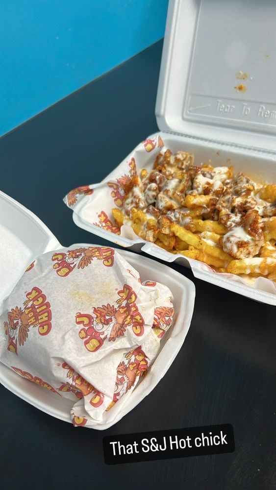 Food from S&J's Hot Chick