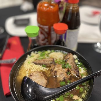 8 Asian Restaurant - a bowl of soup with meat and vegetables - Asian Fusion Near Me - Auburn, Washington 8 Asian Restaurant - a bowl of soup with meat and vegetables - Asian Fusion Near Me - Auburn, Washington
