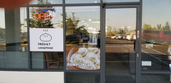 Mandu-Ya Korean Fusion Dumpling(inside Gogi on the Go) by null