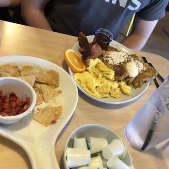 Two Chicks - Breakfast & Brunch Near Me - Reno, Nevada Two Chicks - Breakfast & Brunch Near Me - Reno, Nevada