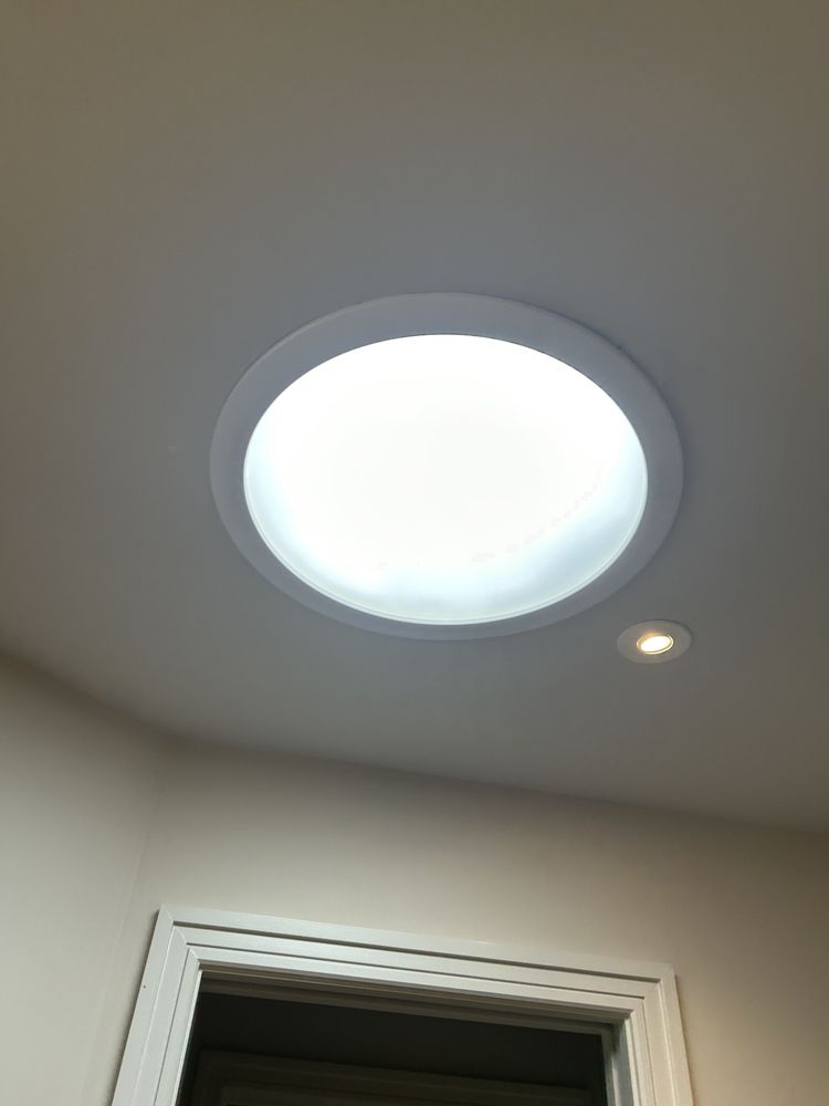 Slide of DLV Roofing