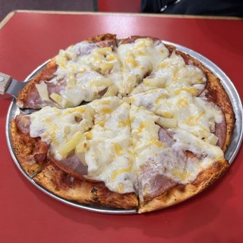 Chico's Pizza Parlor - Small Hawaiian. - Pizza Near Me - Seaview, Washington