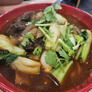 Bob's Shanghai 66 - Beef and tendon noodle soup (3.8/5) - Shanghainese Near Me - Rockville, Maryland