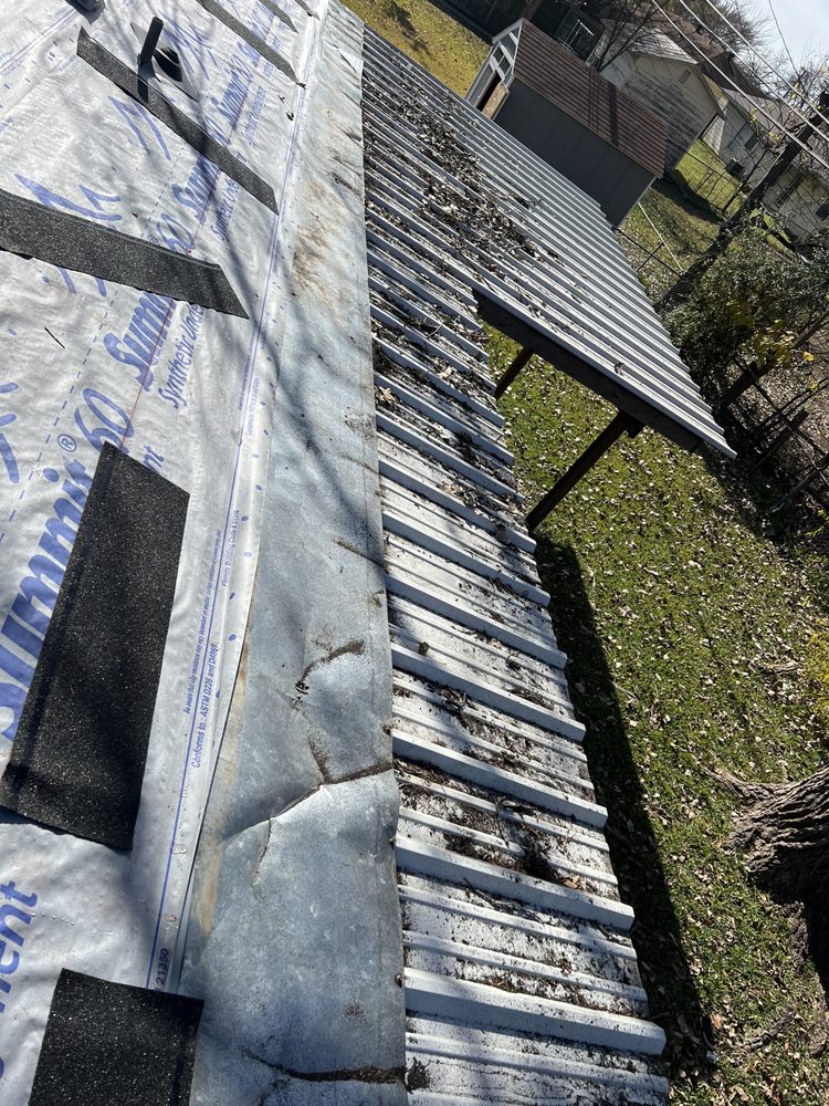 Slide of Simmons Roofing