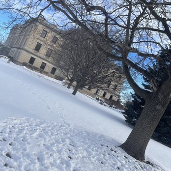DeKalb County Courthouse - Outside - Courthouses Near Me - Sycamore, Illinois