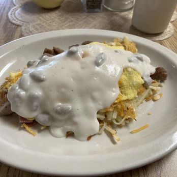 Nellie’s Kitchen - 1/2 order Slumgolian w/gravy - Breakfast & Brunch Near Me - Saint Maries, Idaho