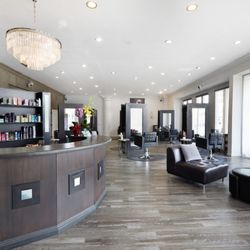 De Cielo Salon & Spa - Inside View