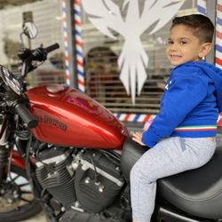 Fenix Barber Shop