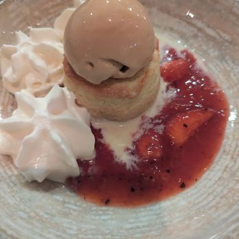 Oyamel - Tres leches cake - Mexican Near Me - Washington, DC, District of Columbia