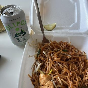 Salween Thai - Pad Thai - Thai Near Me - Omaha, Nebraska Salween Thai - Pad Thai - Thai Near Me - Omaha, Nebraska