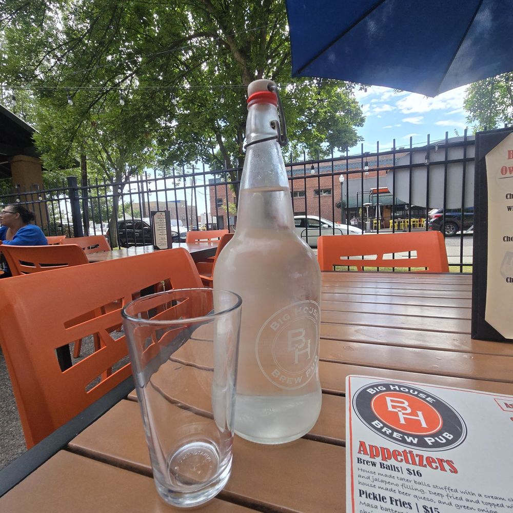 Big  House Brew Pub - Chilled water - Pubs Near Me - Walla Walla, Washington