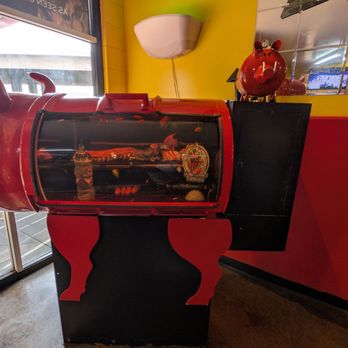 Rollin Smoke Barbeque - Cool fish tank - Barbeque Near Me - Las Vegas, Nevada Rollin Smoke Barbeque - Cool fish tank - Barbeque Near Me - Las Vegas, Nevada