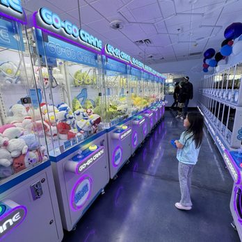 Go Go Crane - Arcades Near Me - Las Vegas, Nevada