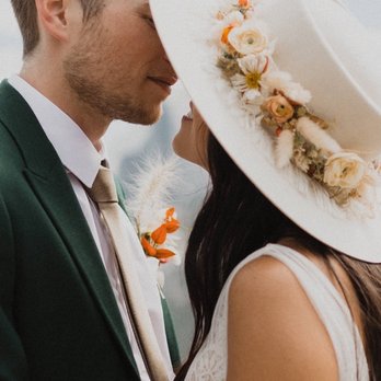 Bloomsbay - The flower crown of my dreams all thanks to Montse! - Florists Near Me