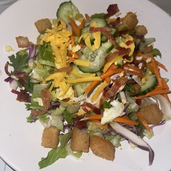 Stoney River - HOUSE SALAD - Steakhouses Near Me - Chesterfield, Missouri