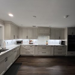Long Island Paneling, Ceilings & Floors - Blended Umber Cortec Floor