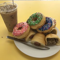 Dawn Donuts