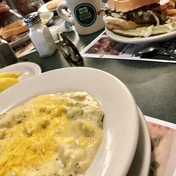 Metro Diner - Broccoli cheddar soup, burger, pancakes, bacon, eggs, hash browns. - Breakfast & Brunch Near Me - Suffolk, Virginia Metro Diner - Broccoli cheddar soup, burger, pancakes, bacon, eggs, hash browns. - Breakfast & Brunch Near Me - Suffolk, Virginia