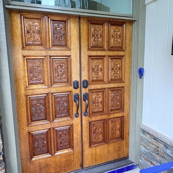 Green Bee Laser - Finished front door - Damage Restoration Near Me - Gardena, California