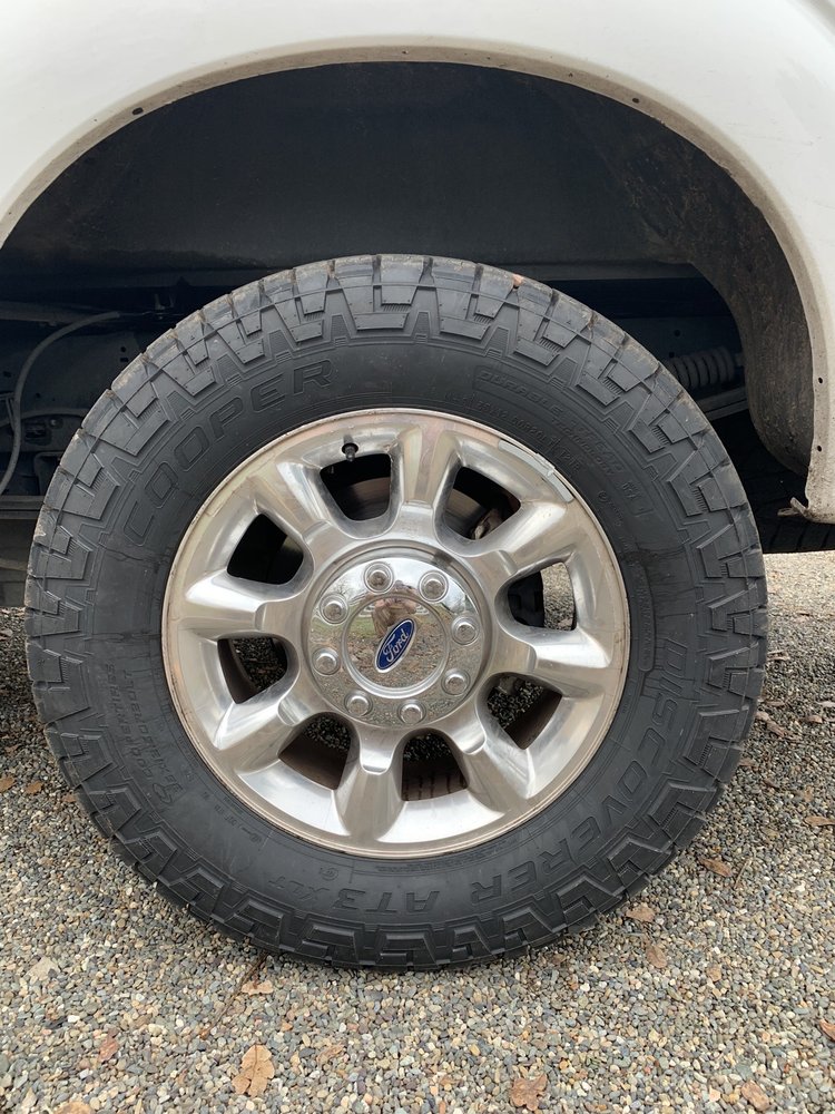 VALLEY TIRE Updated August 2024 2701 S Market St, Redding