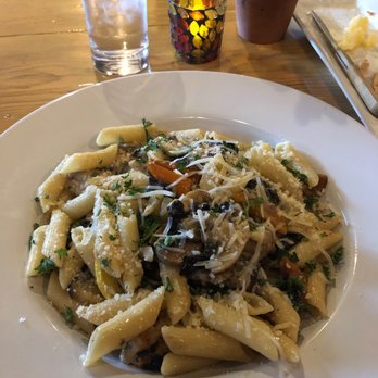 Artisan Urban Bistro - Pasta primavera - New American Near Me - Saginaw, Michigan