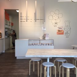 Umaido Donuts - The inside of the store