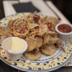 Marcella's - Calamari - this should be vegetables with calamari..
