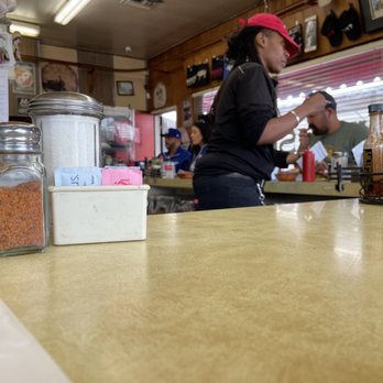 Nick's Cafe - Interior 2022 - Diners Near Me - Los Angeles, California