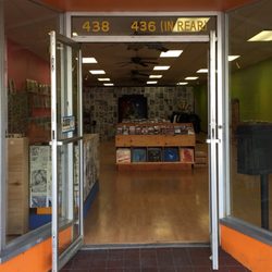 Tigers & Daggers Records - Main St. entrance