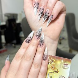 Diva Nail Spa - Halloween nails