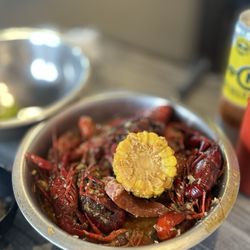 Crawfish Live Garlic Butter (Specialty)