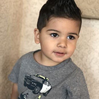 Scissors N' Razors - Men's Hair Salons Near Me - Surprise, Arizona