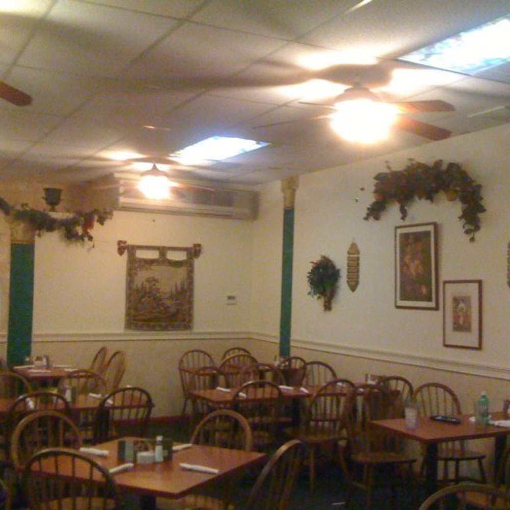 Mama Lucci's - Italian Near Me - Leesburg, Virginia Mama Lucci's - Italian Near Me - Leesburg, Virginia