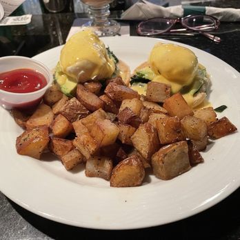 Blarney Stone - Eggs Florentine - Dance Clubs Near Me - Vancouver, British Columbia Blarney Stone - Eggs Florentine - Dance Clubs Near Me - Vancouver, British Columbia
