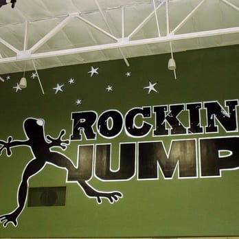 Sky Zone Trampoline Park - Trampoline Parks Near Me - Dublin, California