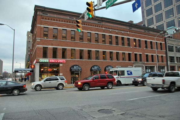 Crown Liquors by null