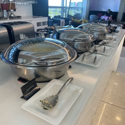 New Zealand Air Lounge - Hot foods