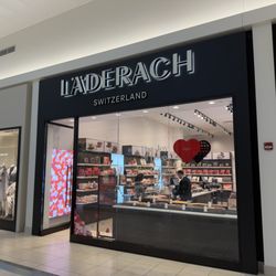 Läderach - Storefront