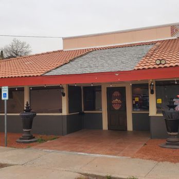 India Hut - Outside - Indian Near Me - El Paso, Texas