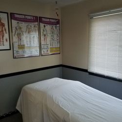 Mama Jo’s Massage & Blends - Therapy room