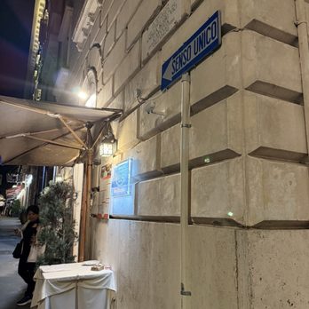 L'Angolo dell Aurora - Outside - Italian Near Me - Rome, RM