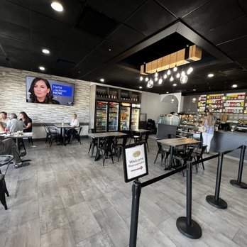 Buenos Aires Bakery & Cafe - the interior of the restaurant - Bakeries Near Me - Pembroke Pines, Florida Buenos Aires Bakery & Cafe - the interior of the restaurant - Bakeries Near Me - Pembroke Pines, Florida