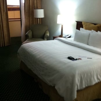 Crowne Plaza Hickory - Hotels Near Me - Hickory, North Carolina Crowne Plaza Hickory - Hotels Near Me - Hickory, North Carolina