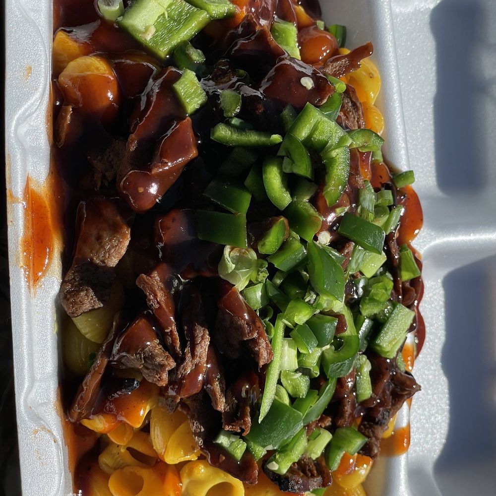 Houston Sauce Pit - Brisket Mac - Vegan Near Me - Houston, Texas Houston Sauce Pit - Brisket Mac - Vegan Near Me - Houston, Texas