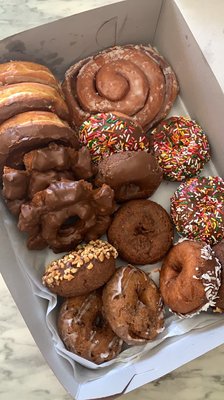 Donut King by null